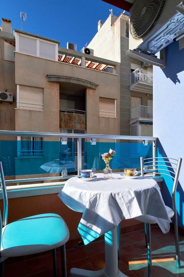 Almudena Playa Del Cura En Torrevieja Lägenhet Exteriör bild